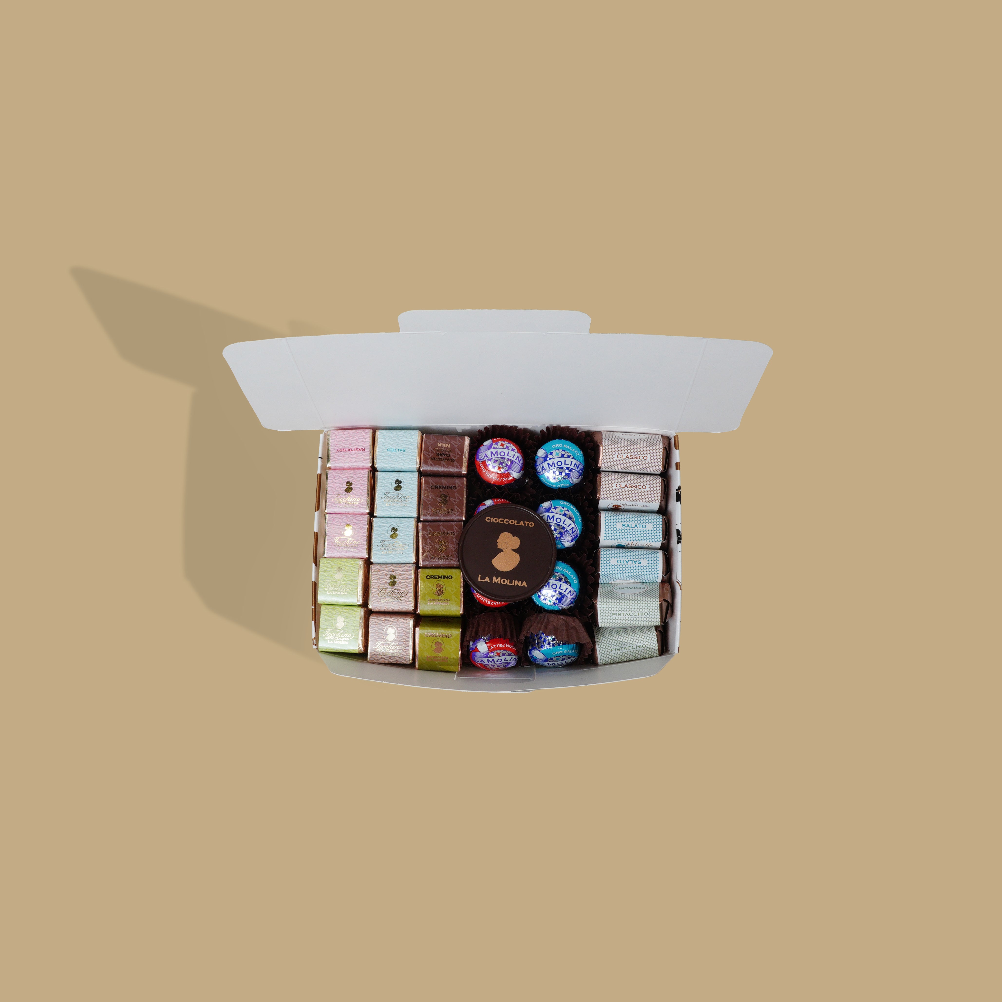 1/2 kg wrapped praline box