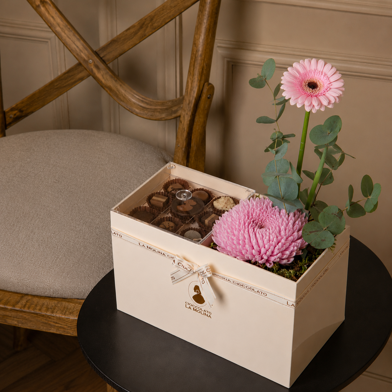 Chocolate Tray With Flower 3